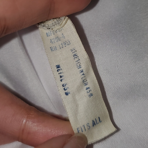 Vintage Style Metallic Small Purse with Chain and Metallic Gloves Set - Picture 11 of 16